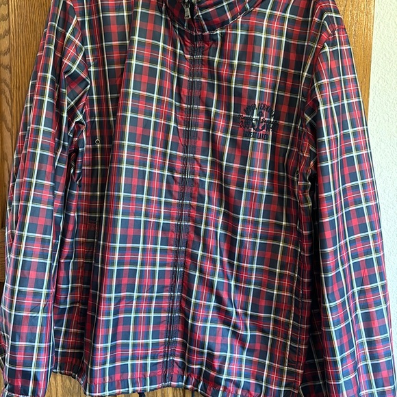 Beautiful plaid windbreaker is perfect! - Picture 1 of 4